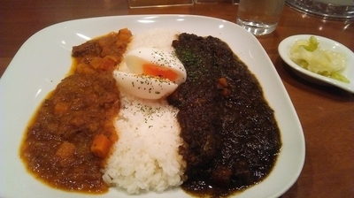 「ハーフ&ハーフ（レギュラー） 1000円」@リズカレー東京の写真