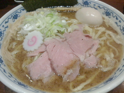 「中華そば、大盛り、味たま」@煮干中華そば 鈴蘭 中野店の写真