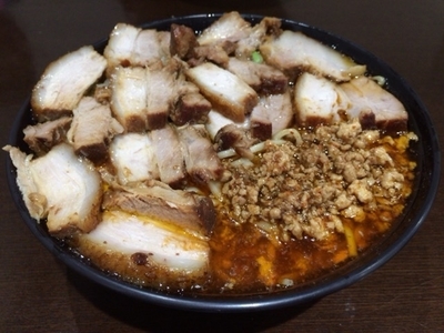 「激辛チャーシュー麺 （中） ￥８００」@北大塚ラーメンの写真
