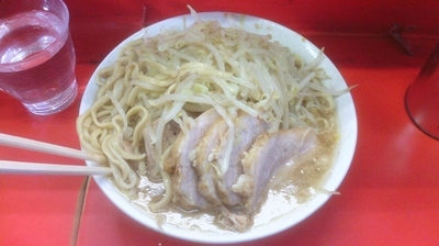 「ぶた入りラーメン ニンニク 700円」@ラーメン二郎 三田本店の写真