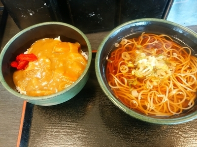 「朝食セット(カレー丼)360円」@ゆで太郎 高崎問屋町店の写真