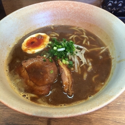 「カレーラーメン750」@麺八の写真