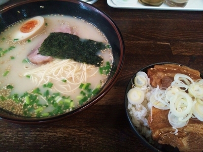 「角煮丼セット」@博多ラーメン 長浜や 住吉店の写真