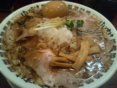 「背脂肉そば味玉（930円）」@New Old Style 肉そばけいすけの写真