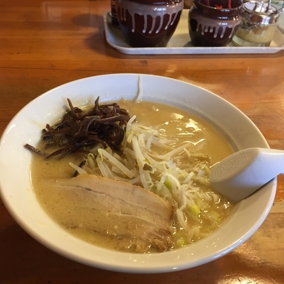 「とんこつラーメン690円＋Aセット150円」@博多 とんこつ風洛 鳩ヶ谷店の写真