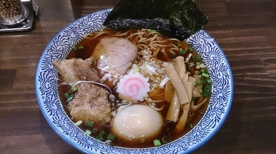 「汁そば + 味玉」@汁そば LUCY ルーシーの写真