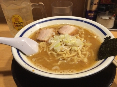 「ラーメン+ハイボール／￥？」@天然豚骨醤油 らーめん玉 超大吉 上野店の写真