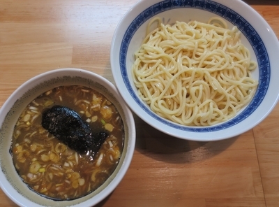 「つけめん（並盛）850円」@自家製中華そば としおかの写真