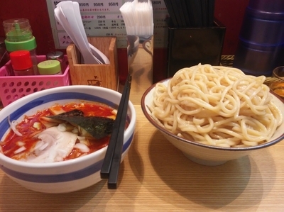 「特製辛つけそば大盛り(450g)¥850」@新橋 大勝軒の写真