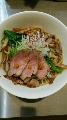 「鴨まぜそば」@麺創研 紅 国分寺の写真