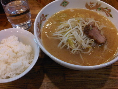 「みそラーメン+めし」@天鳳の写真