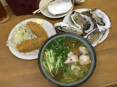 「活 殻牡蠣ラーメン塩 +α ¥2000」@MENYA 食い味の道有楽の写真