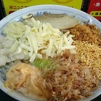 まぜそば中+チーズ 850円