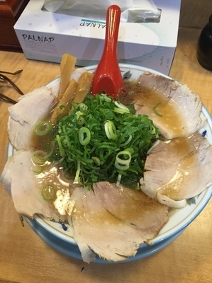 「特製ラーメン(ネギ多め)」@ラーメン藤 金沢店の写真
