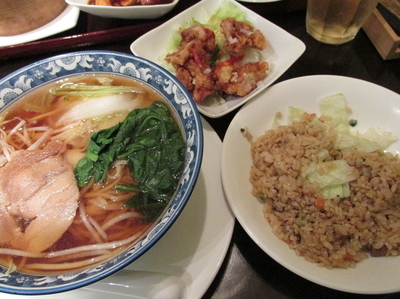 「ラーメン炒飯セット　「1,166円」」@台湾料理 花粥 HANAKAYUの写真
