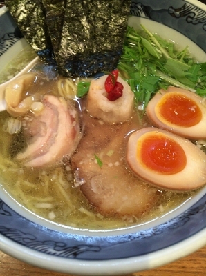 「特選 塩ラーメン」@らーめん しおの風 本店の写真