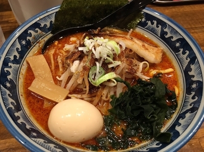 「激辛味噌ラーメン＋煮玉子＠９００円」@焼豚食道の写真
