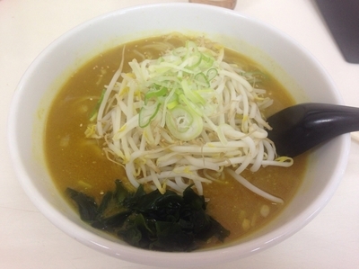 「カレーラーメン」@ラーメンHOT めん花の写真