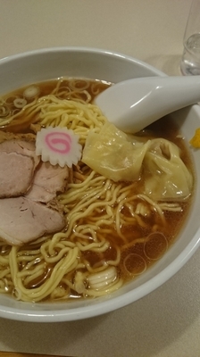 「中華そば・ワンタン」@赤坂味一 亀戸店の写真