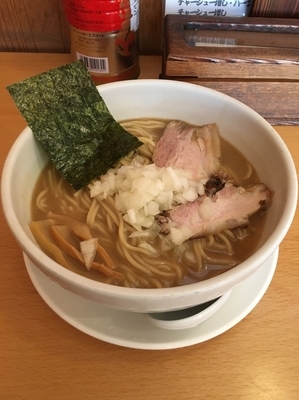 「煮干しそば（並）麺200g」@煮干そば とみ田の写真
