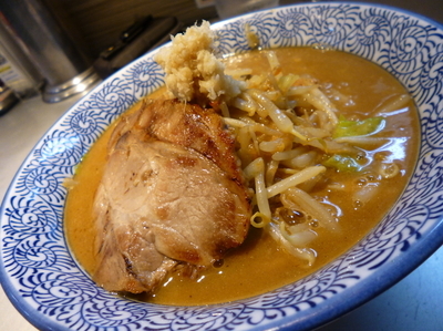 「【限定】炙り味噌らぁ麺」@豚骨一燈の写真