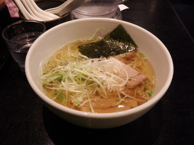 「塩そば」@らぁめん大山 アトレ川崎店の写真