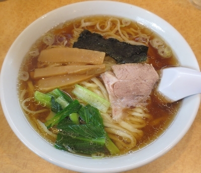 「らーめん（麺少な目）550円」@らーめん佐高の写真