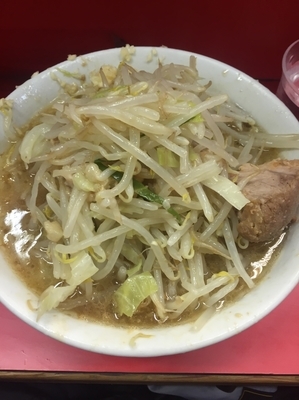 「ラーメン、麺少なめ、ニンニク、アブラ」@ラーメン二郎 三田本店の写真