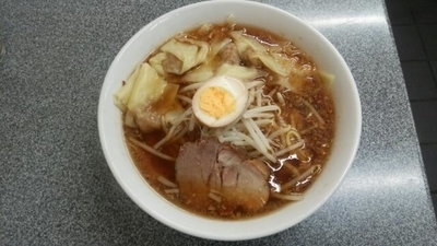 「ワンタン麺」@中華麺店 喜楽の写真