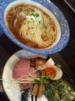 「鶏だし醤油ラーメン￥750」@麺処 ほん田 nijiの写真