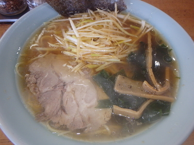 「ネギラーメン(750円)ごはん小(100円)」@ラーメンショップ 矢部店の写真