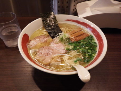 「中華そば　塩」@麺処 まるは BEYONDの写真