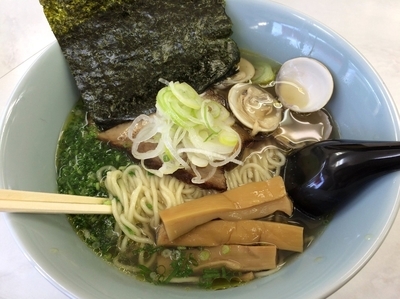 「貝ダシ塩（800円）」@ラーメン 樂只の写真