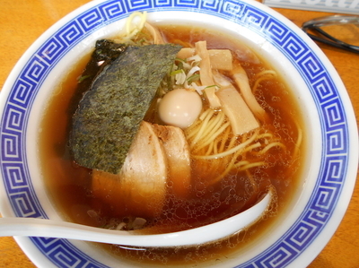 「淡麗煮干し中華そば750円」@麺奏ハモニカの写真