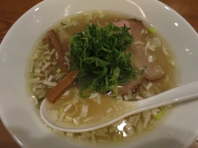 「ズワイ蟹と鯛の塩らーめん　　930円」@渡なべの写真