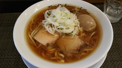 「味玉鷄出汁らあ麺(白)(850円)」@麺庵ちとせの写真