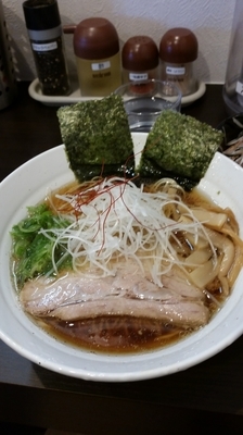 「煮干し中華そば」@拉麺 ほそやの写真