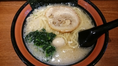 「醤油ラーメン￥650 ライスサービス」@横浜家系ラーメン なかいち家の写真