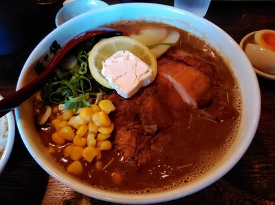 「期間限定 New old style Spicy味噌ラーメン」@麺や偶 もとなり 久茂地店の写真