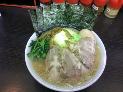 「全のせラーメン（並）」@ラーメン 吉田屋の写真