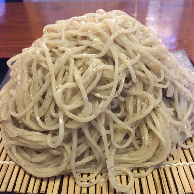 「もりそば560円　大盛80円　野菜天130円」@池田屋の写真