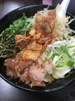 「まぜそば カレー味900円」@元祖旨辛系タンメン 荒木屋の写真