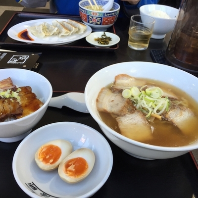 「炙り焼豚ご飯セット 940円」@喜多方ラーメン 坂内 岩槻店の写真