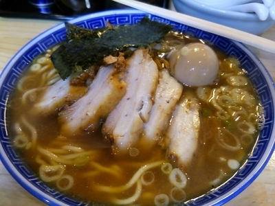 「特製中華そば1000円+ﾋﾞｰﾙ」@魂の中華そばの写真