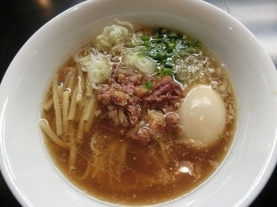 「味玉醤油らぁ麺」@牛骨らぁ麺 マタドール 本店の写真