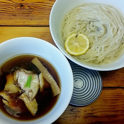 「つけ麺（濃厚昆布鰹出汁かけ) 900円」@飯田商店 湯河原本店の写真