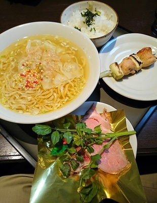 「【SR7 X'mas特別限定】 鶏重ね」@中華そば 輝羅の写真