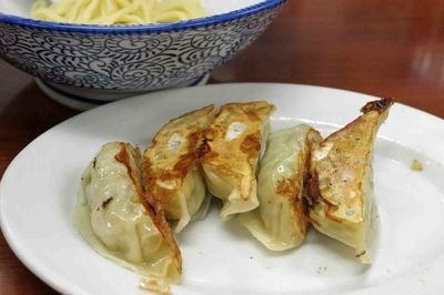 「野菜たっぷり焼餃子5個220円」@ちょっと美味しい中華食堂 大門の写真