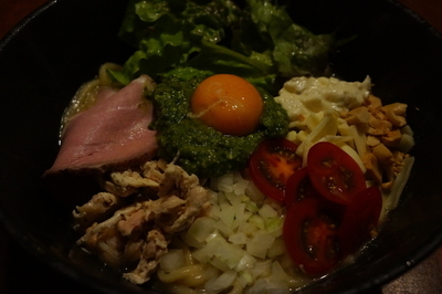 「バジルチーズまぜそば（限定１０食）＋あえ飯（無料）」@まぜそば めん佳の写真