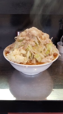 「味噌ラーメン750円(硬め、玉葱増々、大蒜脂ネギ)」@らーめん虎丸 川口店の写真
